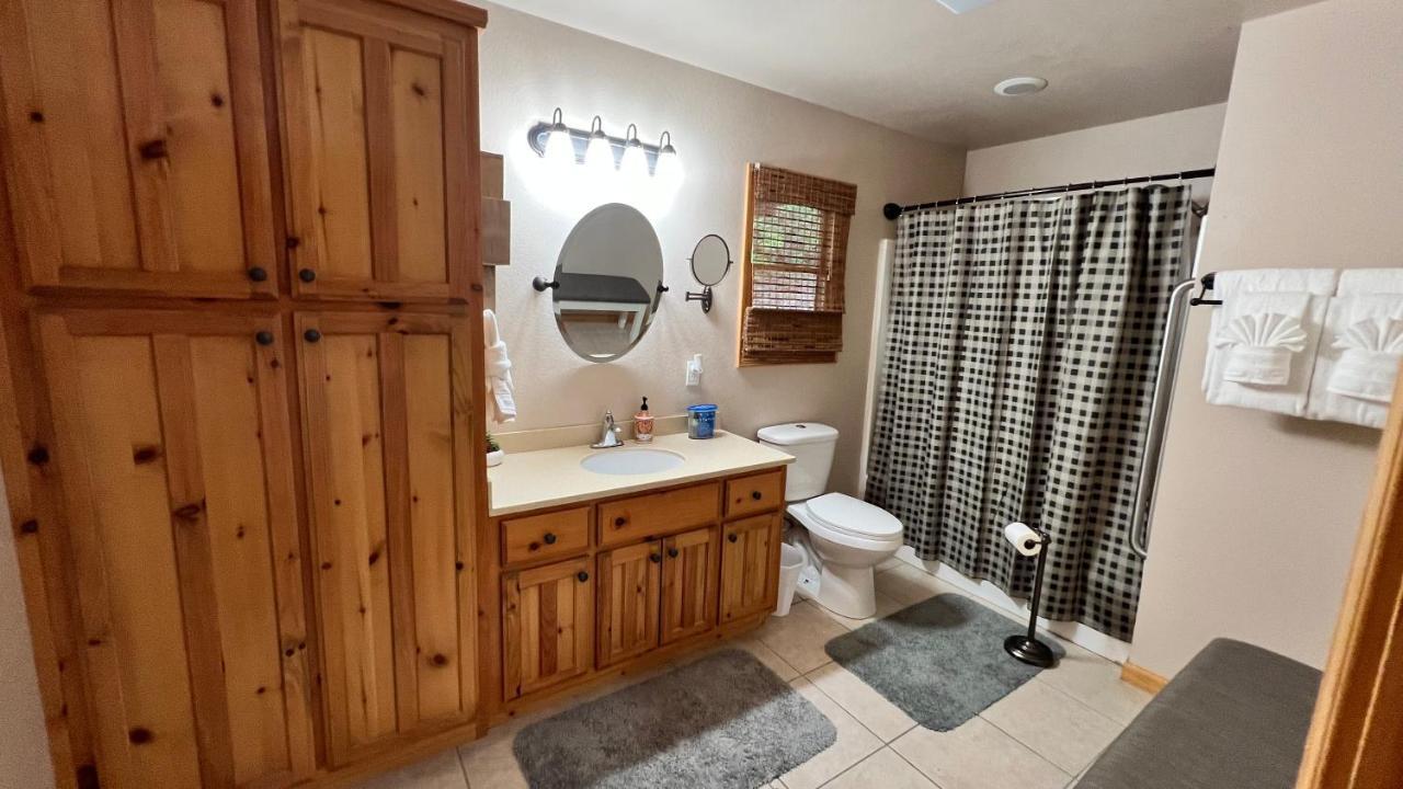Mistletoe Cabin- Private Cabin W Views, Hottub, Pet Friendly Мерфи Экстерьер фото