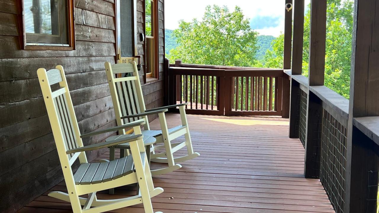 Mistletoe Cabin- Private Cabin W Views, Hottub, Pet Friendly Мерфи Экстерьер фото