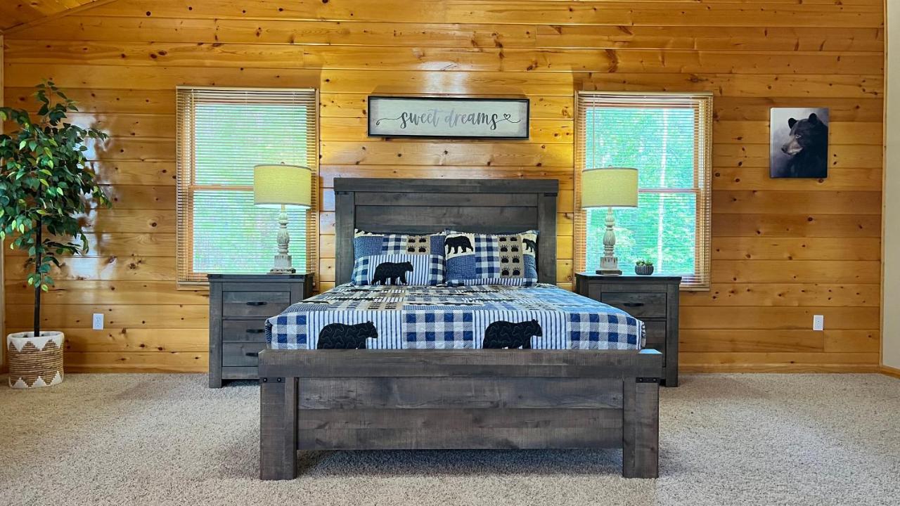 Mistletoe Cabin- Private Cabin W Views, Hottub, Pet Friendly Мерфи Экстерьер фото