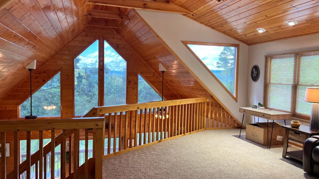 Mistletoe Cabin- Private Cabin W Views, Hottub, Pet Friendly Мерфи Экстерьер фото